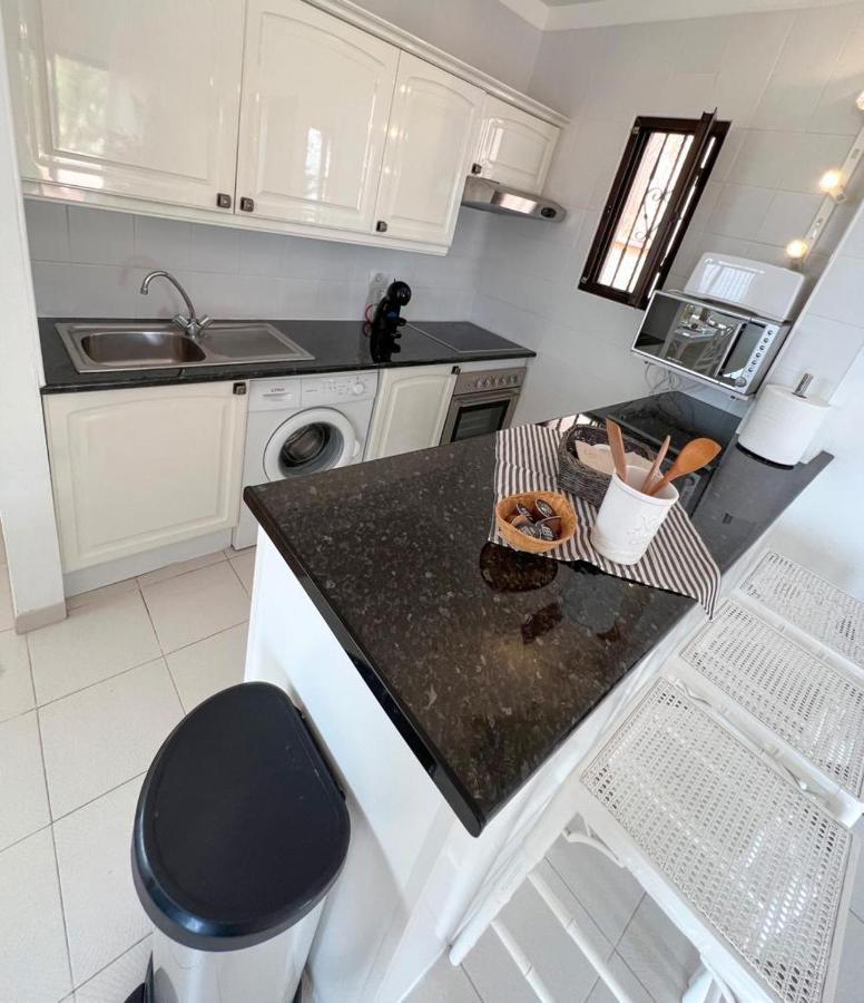 Paradise Seaview Apartment 아데제 외부 사진